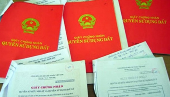 Cẩn thận với thủ đoạn làm giả giấy tờ bán đất ảo lấy tiền Cẩn thận với thủ đoạn làm giả giấy tờ bán đất ảo lấy tiền